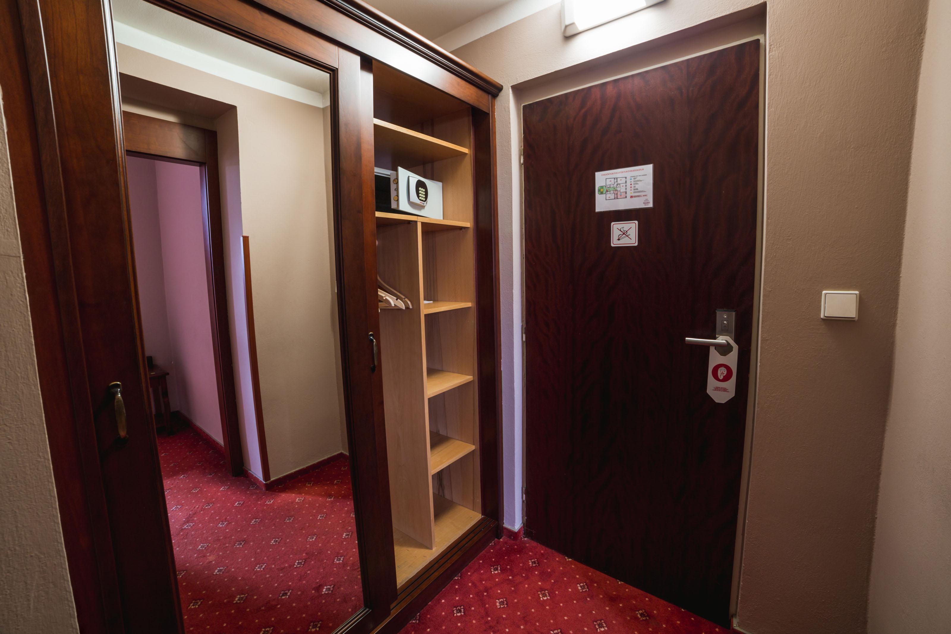 Hotel Dalimil Prague Luaran gambar