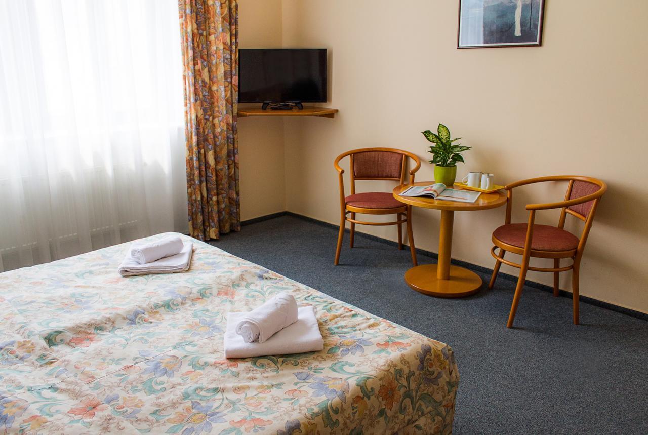 Hotel Dalimil Prague Luaran gambar